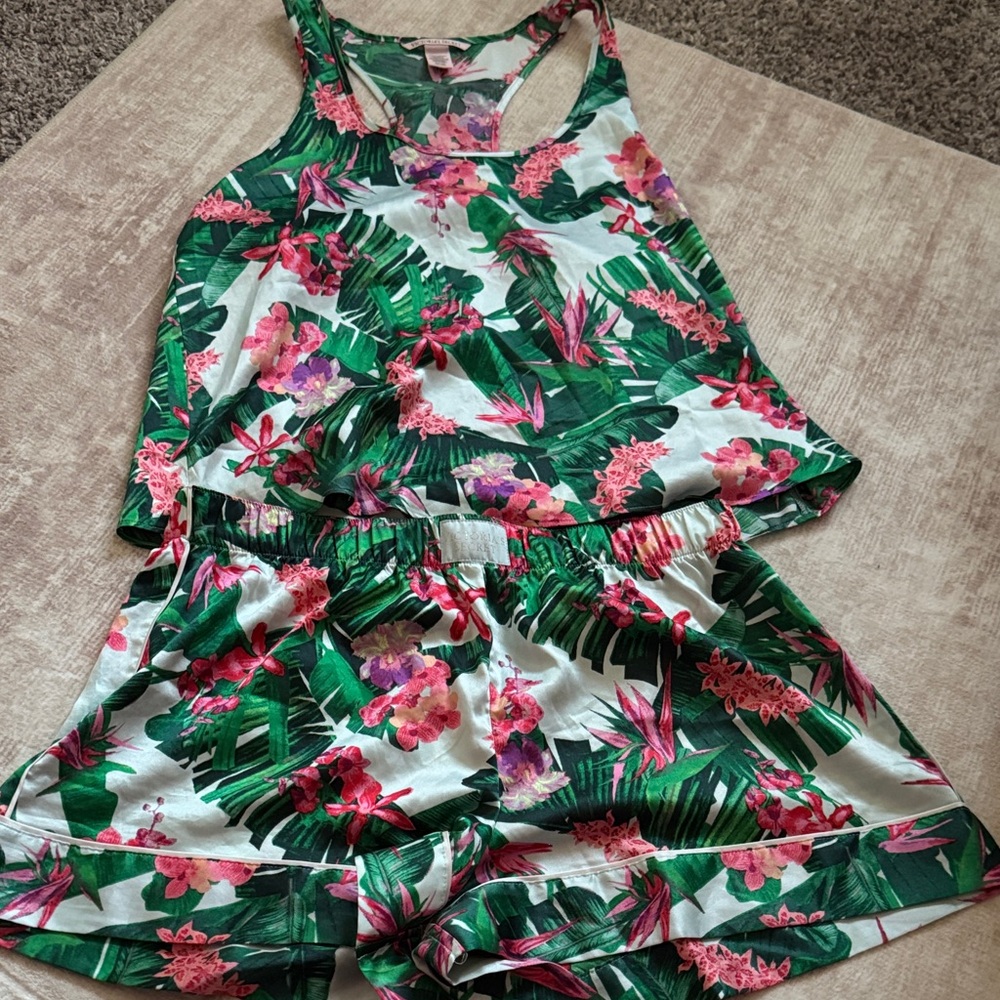 Victoria secret Vibrant Floral Tropical Satin PJ Set